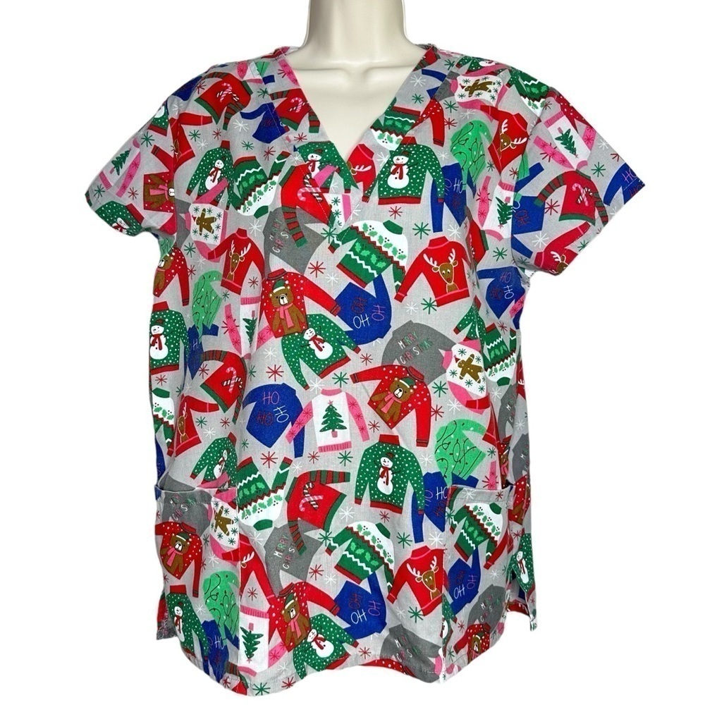 Cassandra O Christmas‎ Scrub Top Women’s Size M